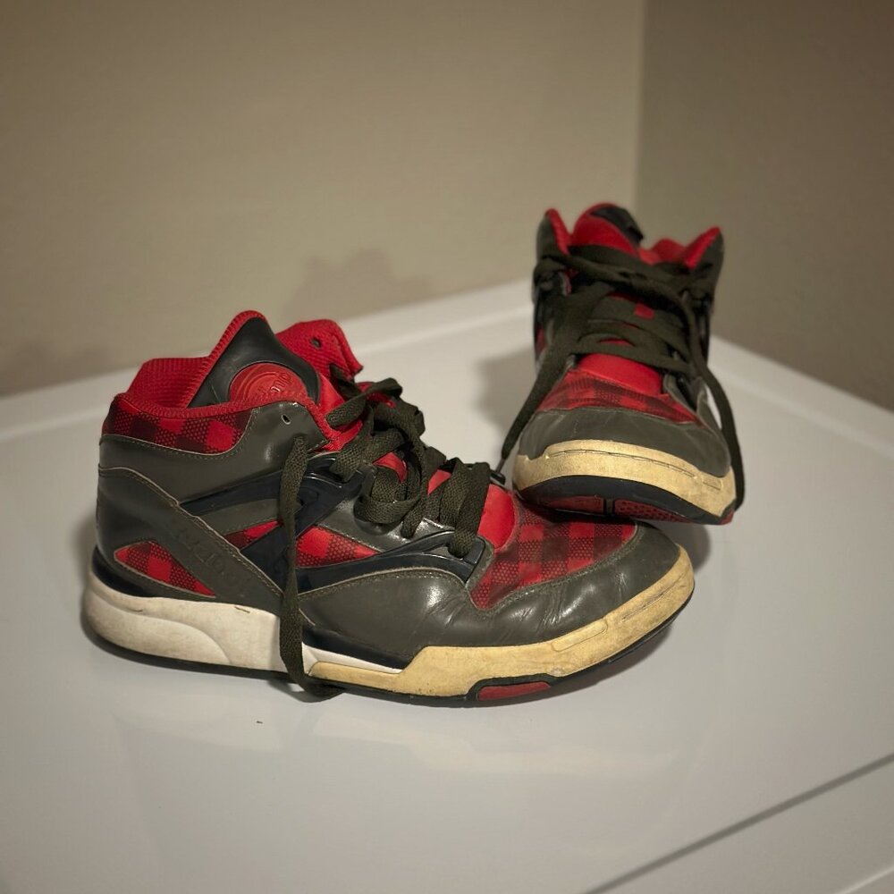 Reebok Pump Red Flannel Sneakers Size 9 Nike Adidas Jordan Streetwear Rare